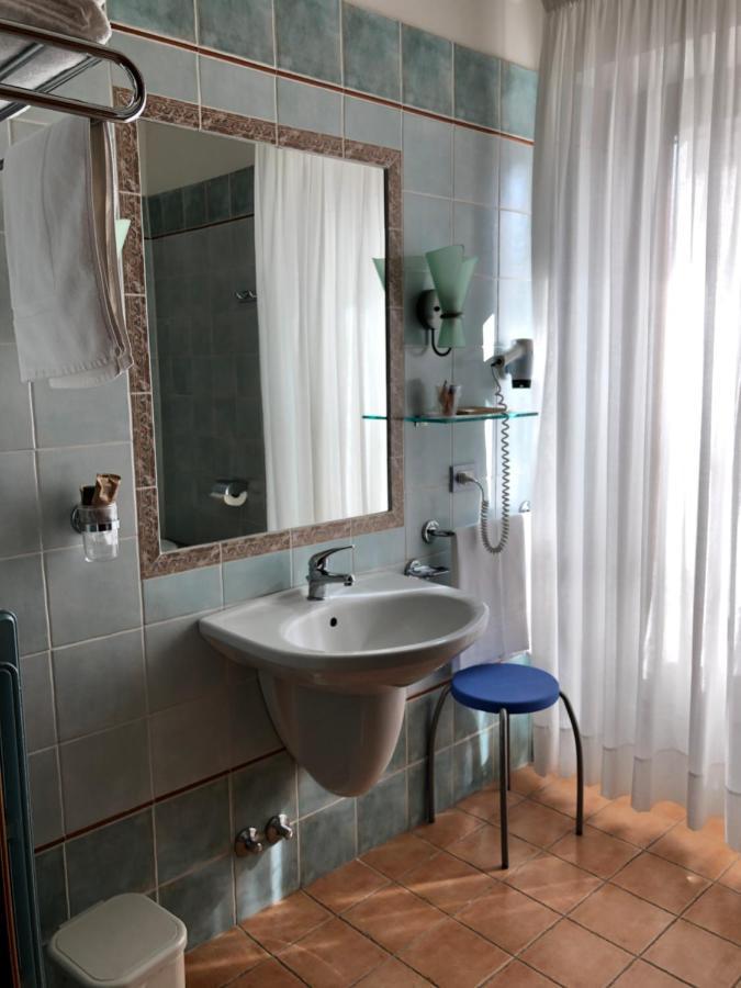 Hotel Zodiaco Bolsena Ngoại thất bức ảnh
